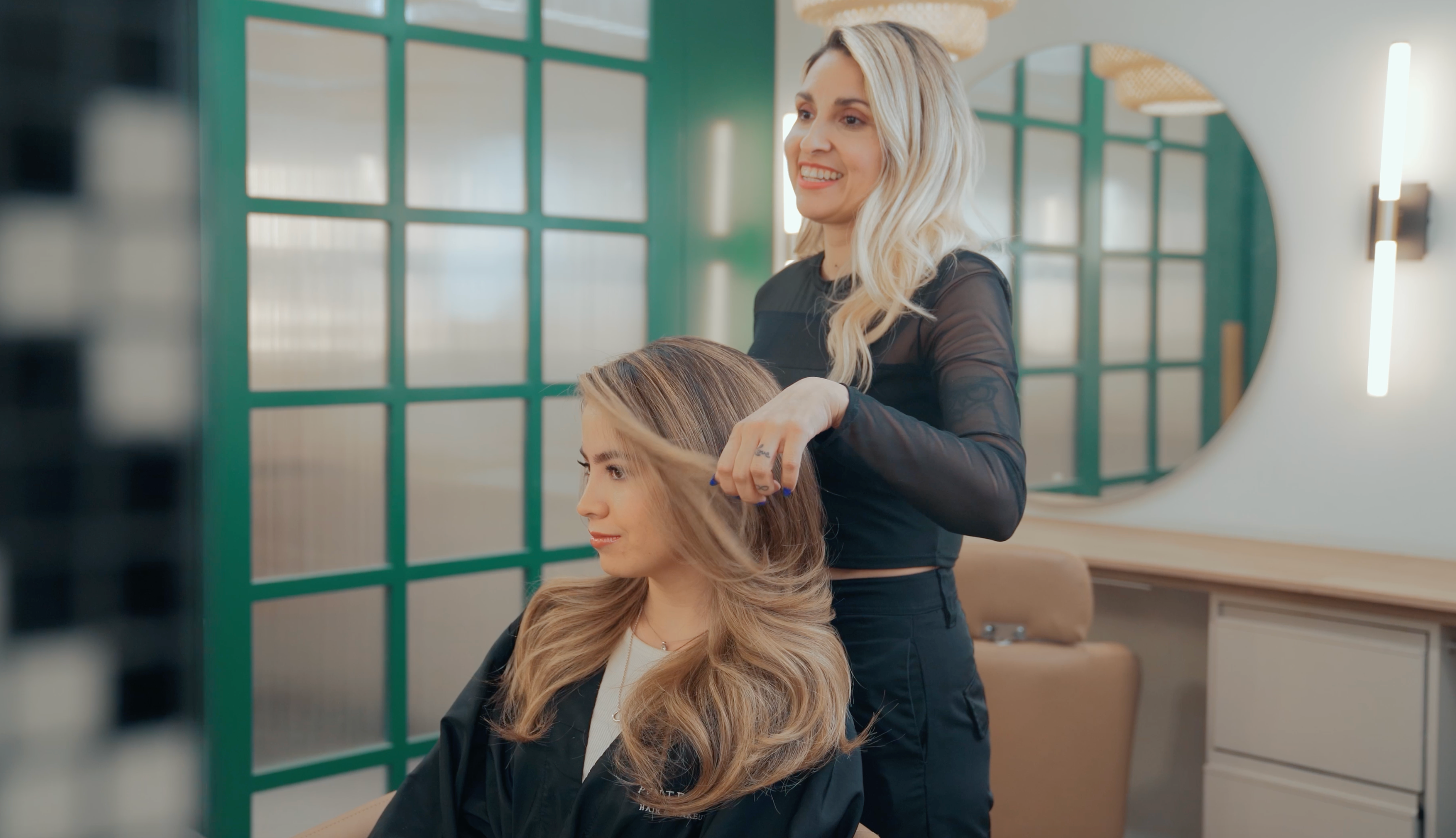Coloración de cabello en Monterrey: tendencias, cuidado y resultados profesionales