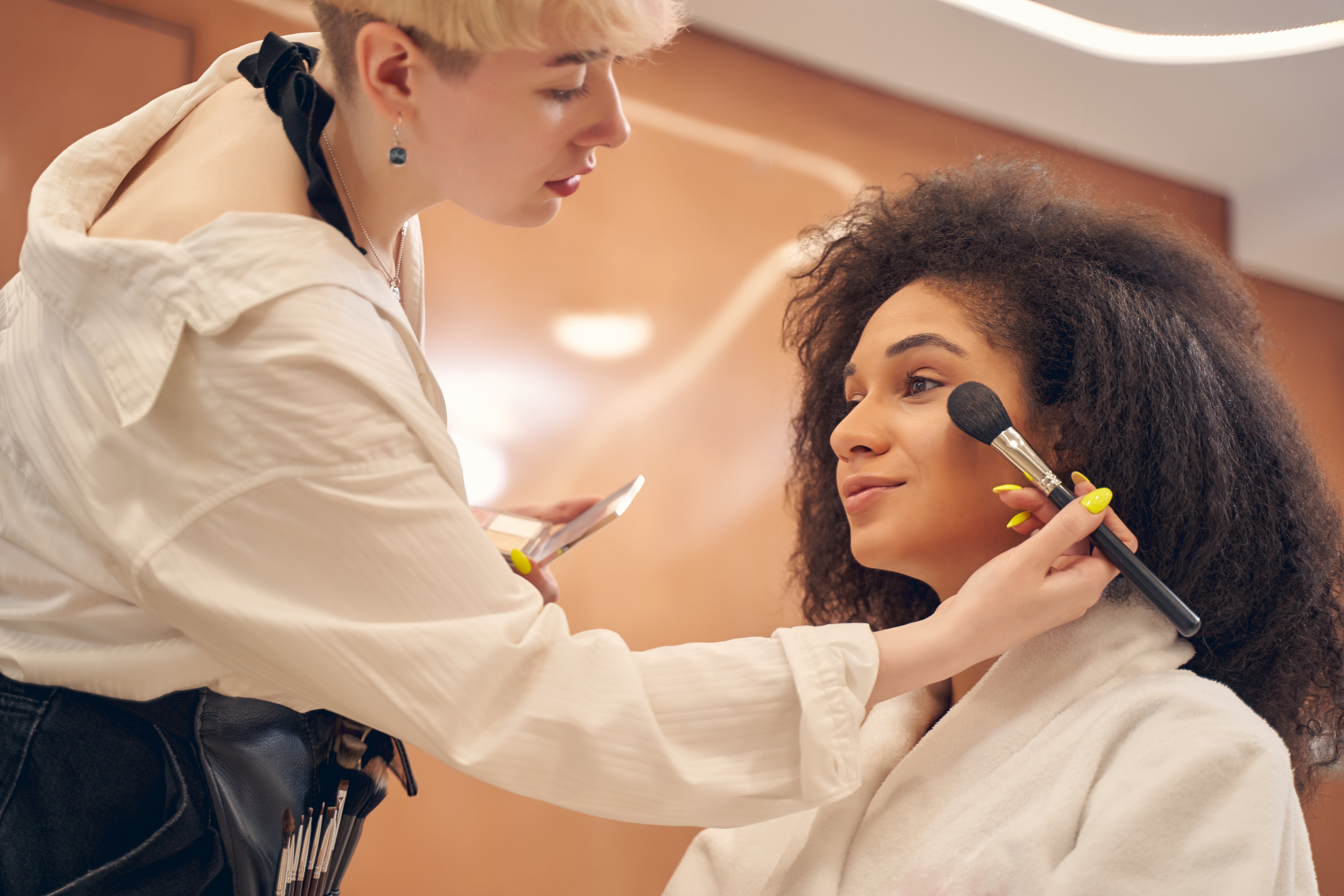 Los Mejores Servicios de Belleza en Monterrey y Querétaro